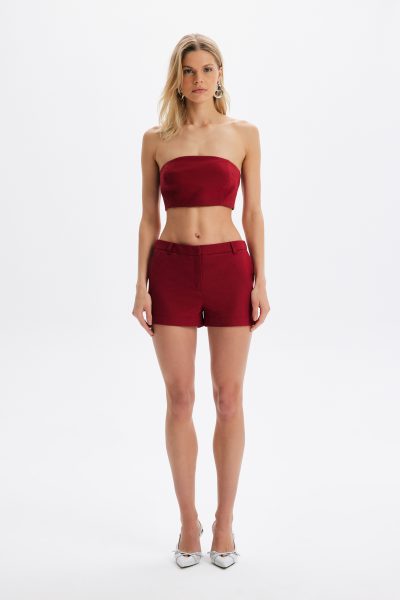 Noami Short