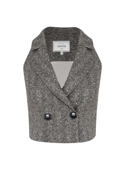 Alternative view of Meryl Vest